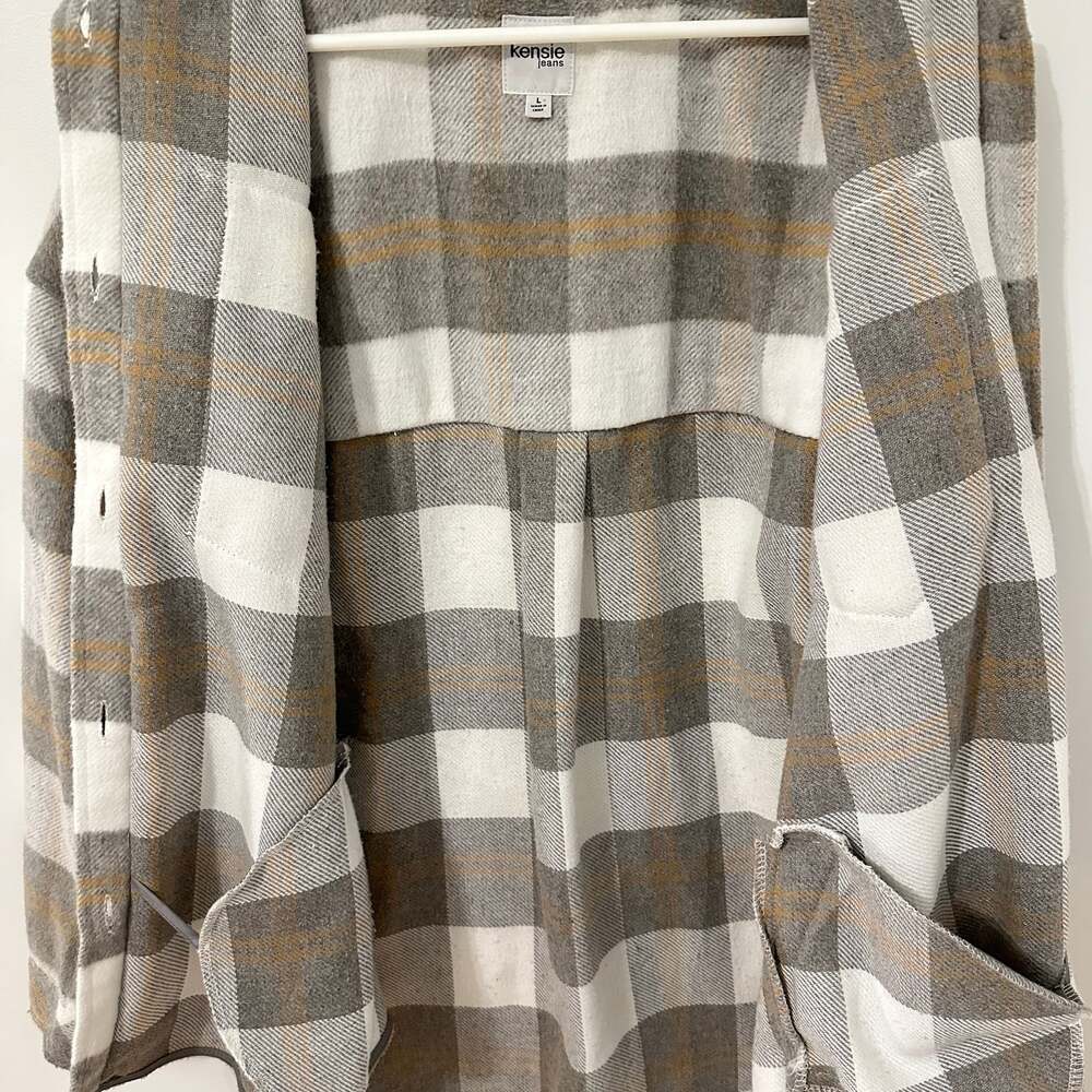 Kensie Jeans Button Down Flannel Plaid Shacket - Picture 2 of 12
